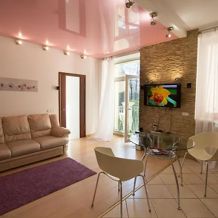 Apartment On Karla Marksa Street